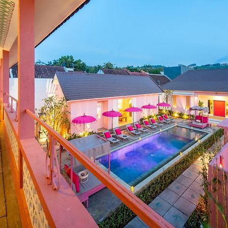 Bed and Breakfast Pinkprivate Balangan - For Cool Adults Only Джимбаран Экстерьер фото