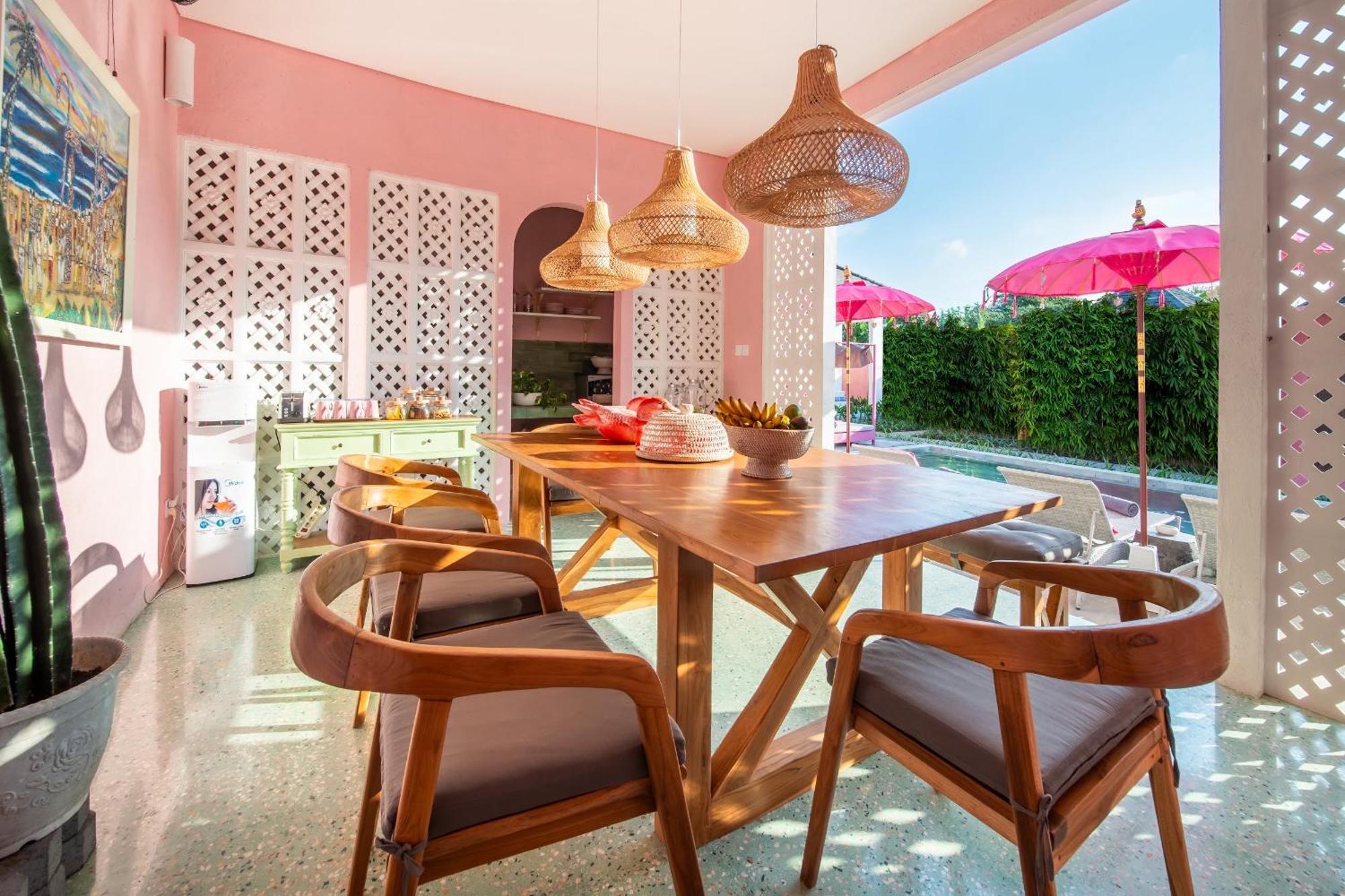 Bed and Breakfast Pinkprivate Balangan - For Cool Adults Only Джимбаран Экстерьер фото
