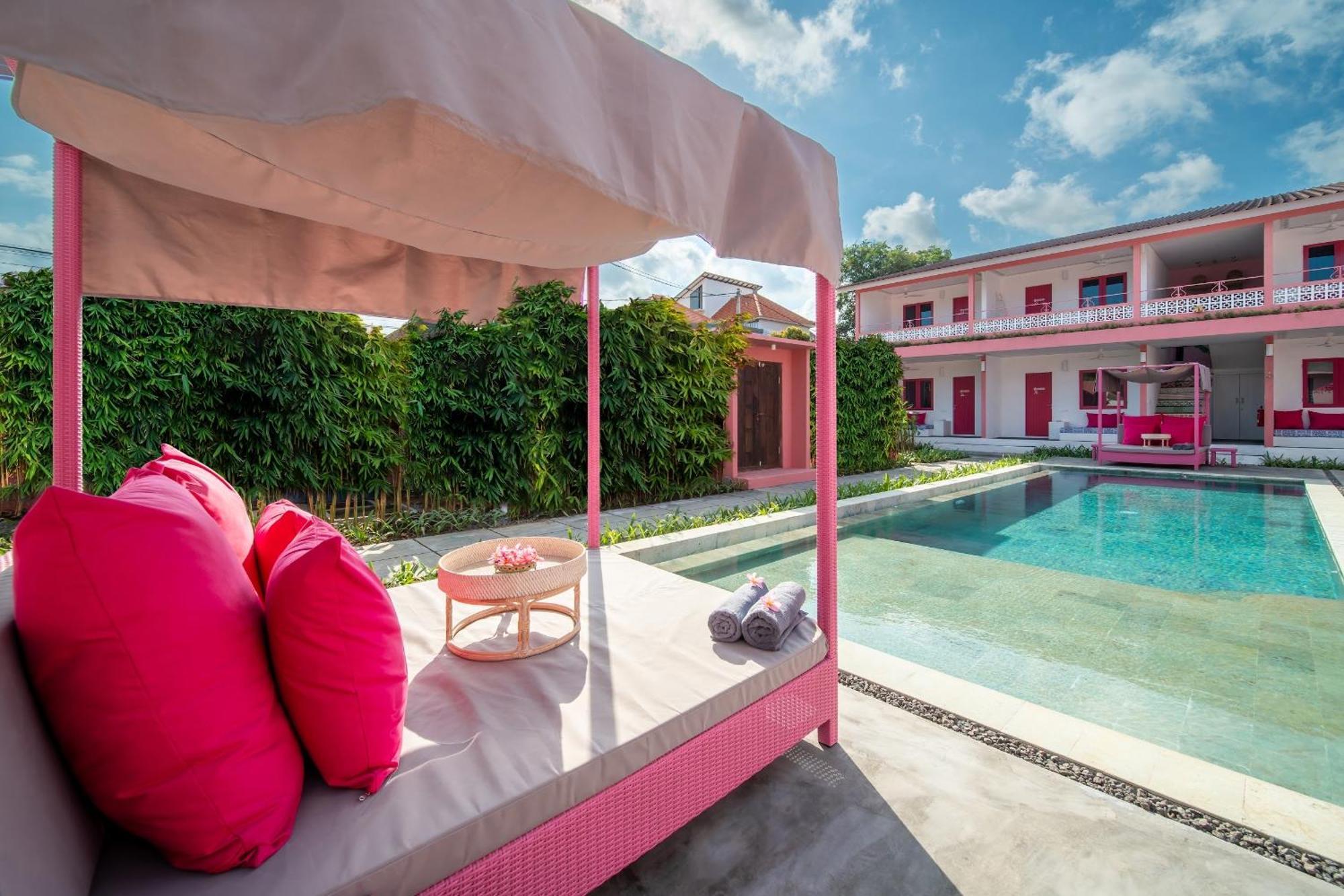 Bed and Breakfast Pinkprivate Balangan - For Cool Adults Only Джимбаран Экстерьер фото