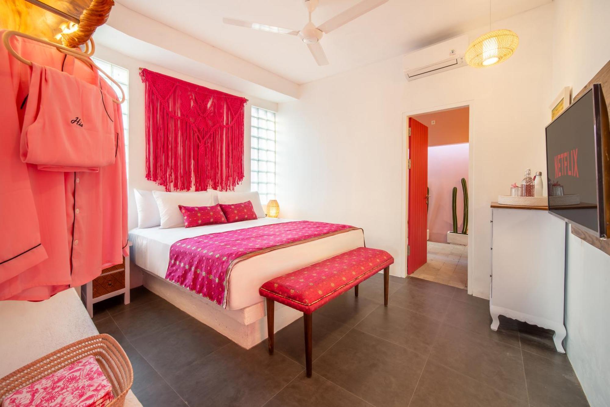 Bed and Breakfast Pinkprivate Balangan - For Cool Adults Only Джимбаран Экстерьер фото